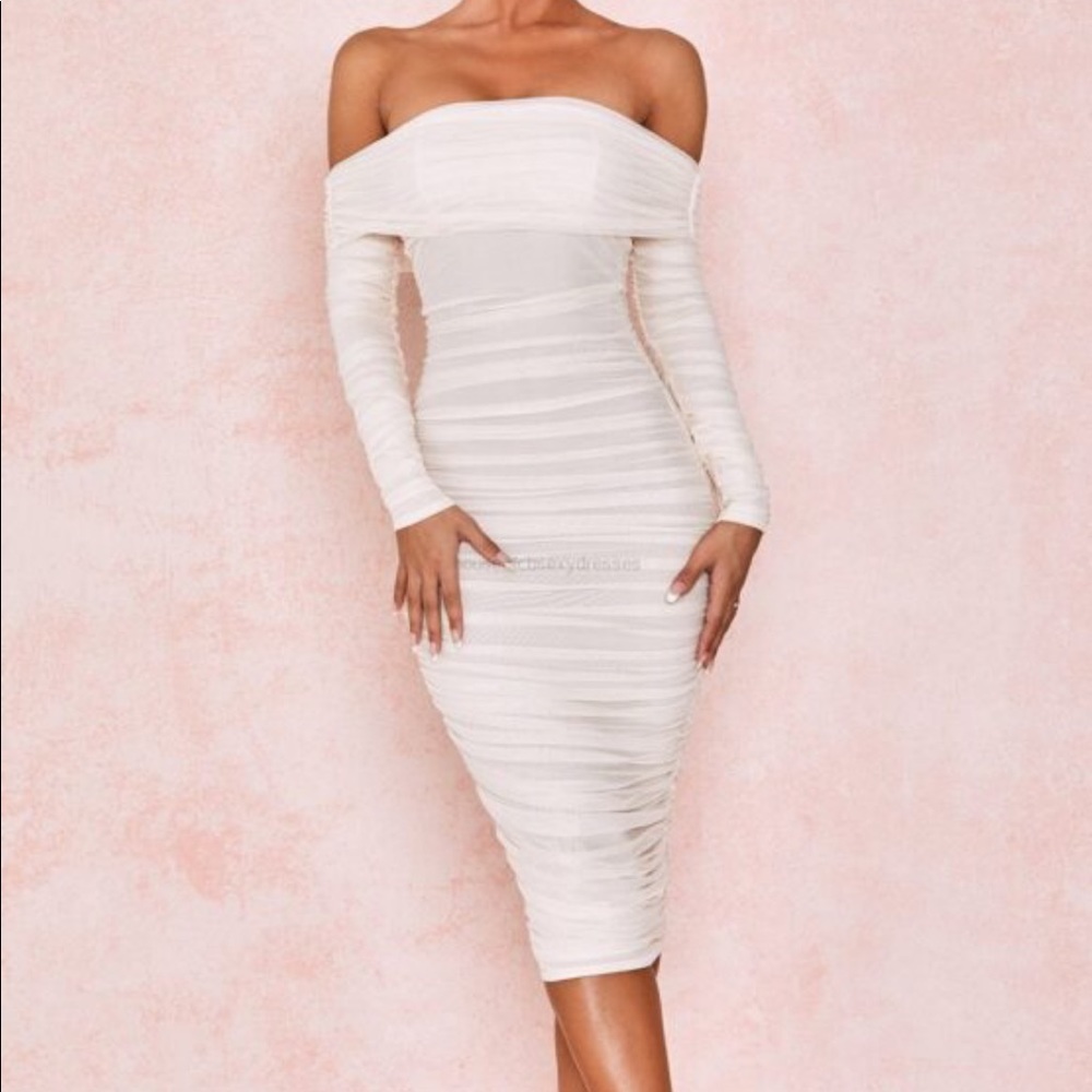 House of CB Anais tulle off the sholder ruched Dress.